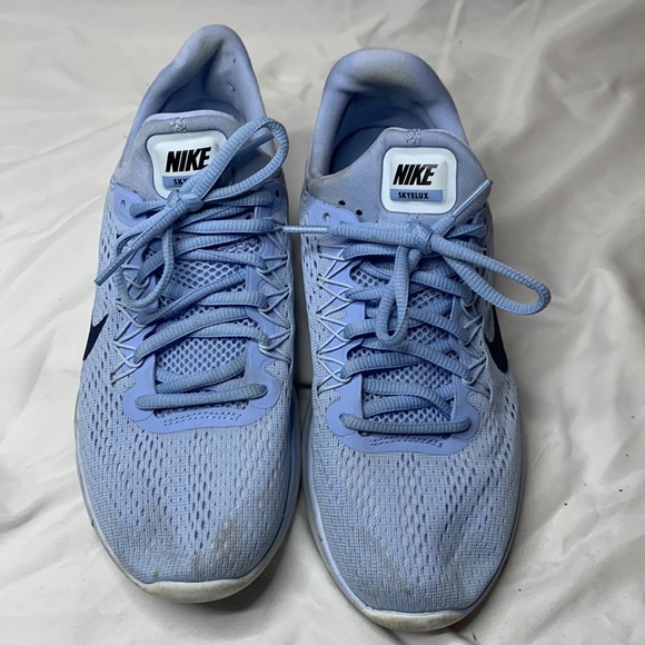 Women’s Nike SkyElux RunEasy - Picture 2 of 7